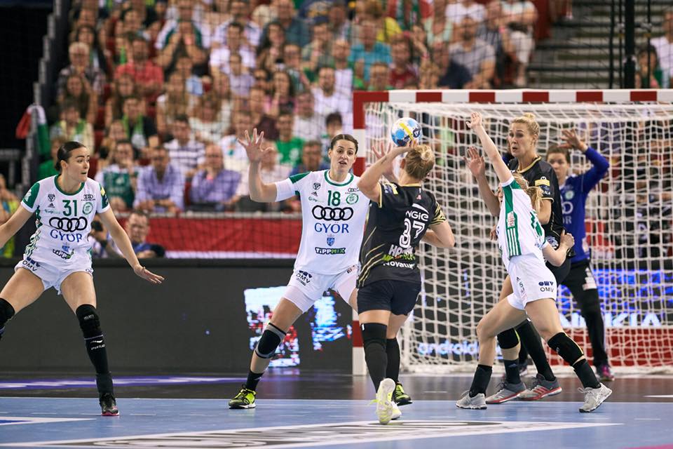 LIVETEXT CSM București - Gyor, semifinala Final 4 Liga Campionilor 2018 la handbal feminin. Maghiarele au învins cu 26-20. Oana Manea a explodat: ”N-am jucat ca o echipă!”. Se știe adversara din finala mică
