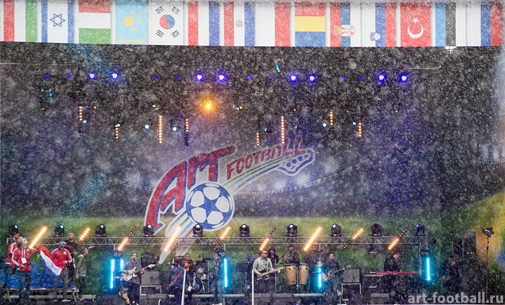 Pe ce loc a terminat naționala artiștilor fotbaliști la Campionatul Mondial - Moscova Art Football 2017. Temișan, Enache și Kamara au impresionat prin muzica lor / FOTO