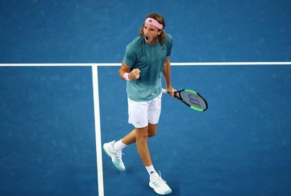 Tragedie greacă pentru Federer! Cine este Stefanos Tsitsipas, tenismenul care a produs marea surpriză la Australian Open (FOTO)