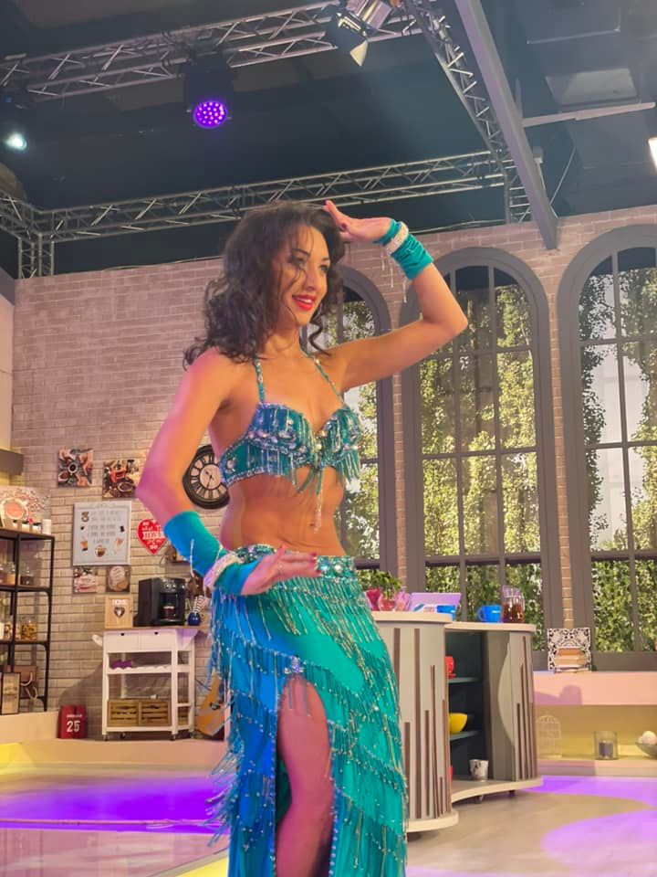 Câți bani câștigă Natalia Duminică, fosta concurentă de la „Survivor România”, pentru o seară de spectacol. E dansatoare de bellydance