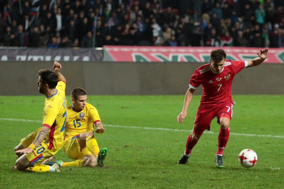 Rusia - România 1-0. Ce păcăleală! Christoph Daum a jucat la egal, dar a pierdut în ultima secundă. Din ofsaid! | LIVEBLOG