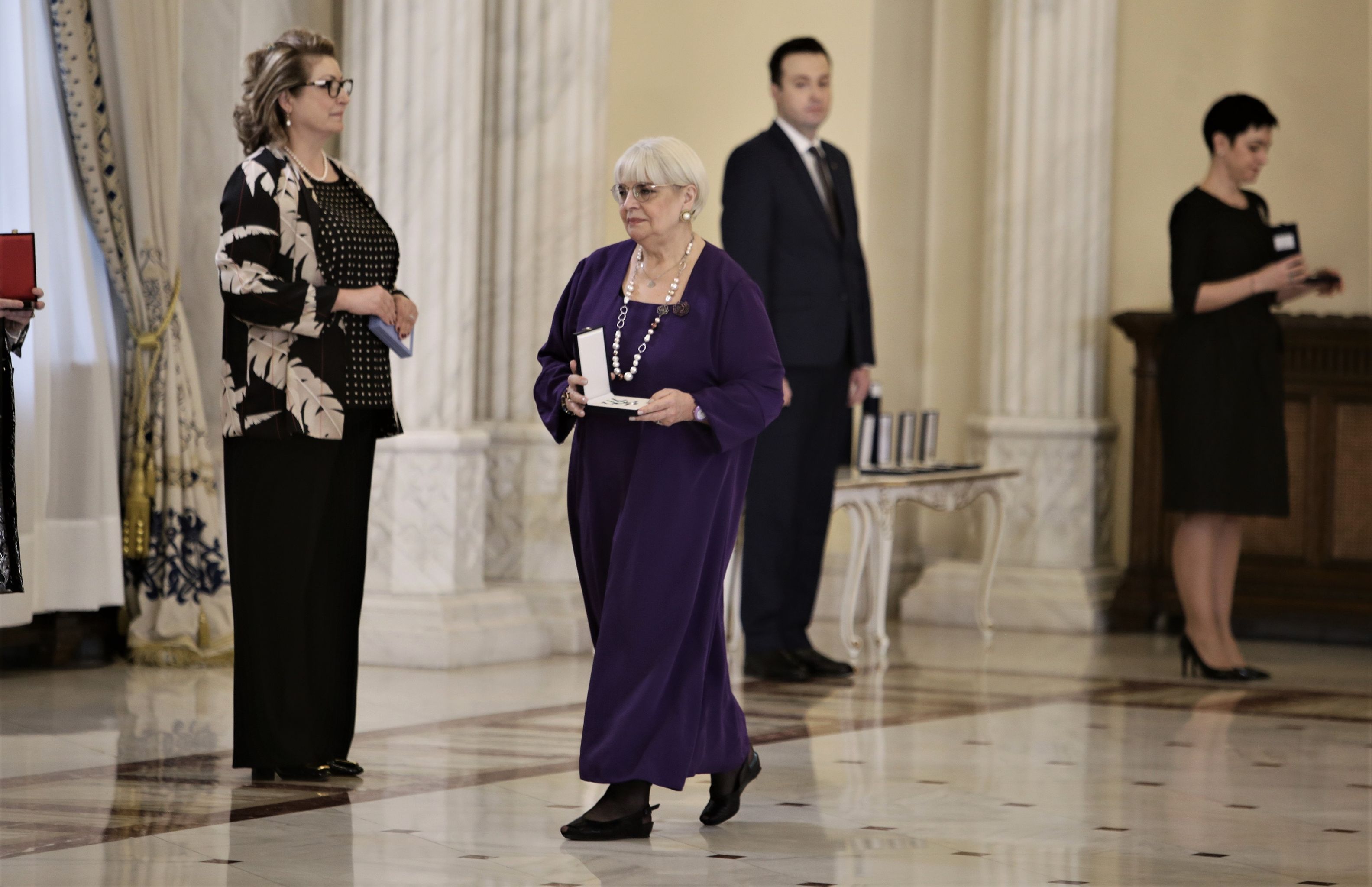 Irina Margareta Nistor și Eugenia Vodă, decorate de președintele Klaus Iohannis pentru promovarea culturii