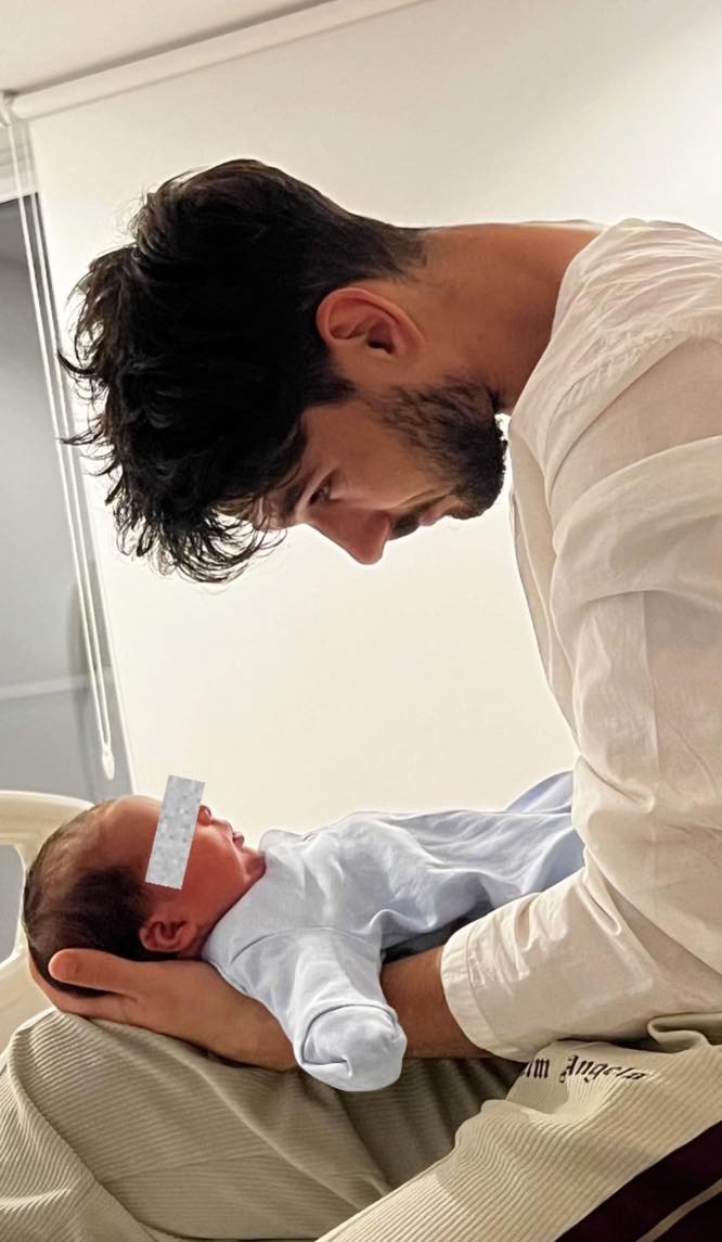 Theo Rose a slăbit 10 kilograme după naștere. „Nu am avut vergeturi pe timpul sarcinii. De celulită vreau să scap”