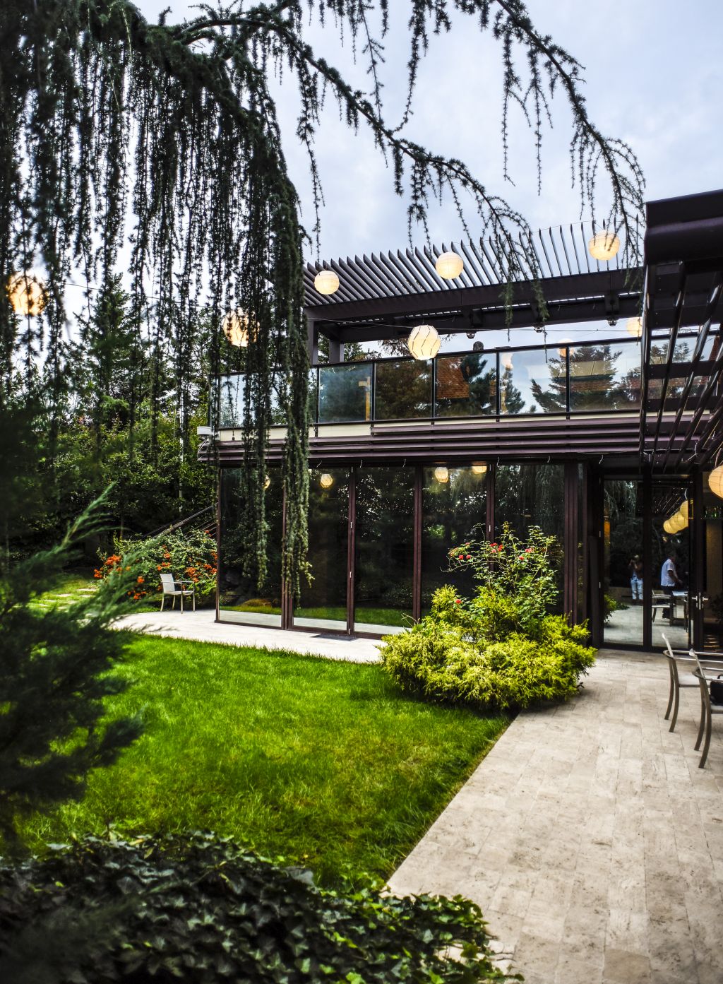 Lux total în casa  în care vor locui concurenții și burlacul din emisiunea Mirelei Vaida | FOTO