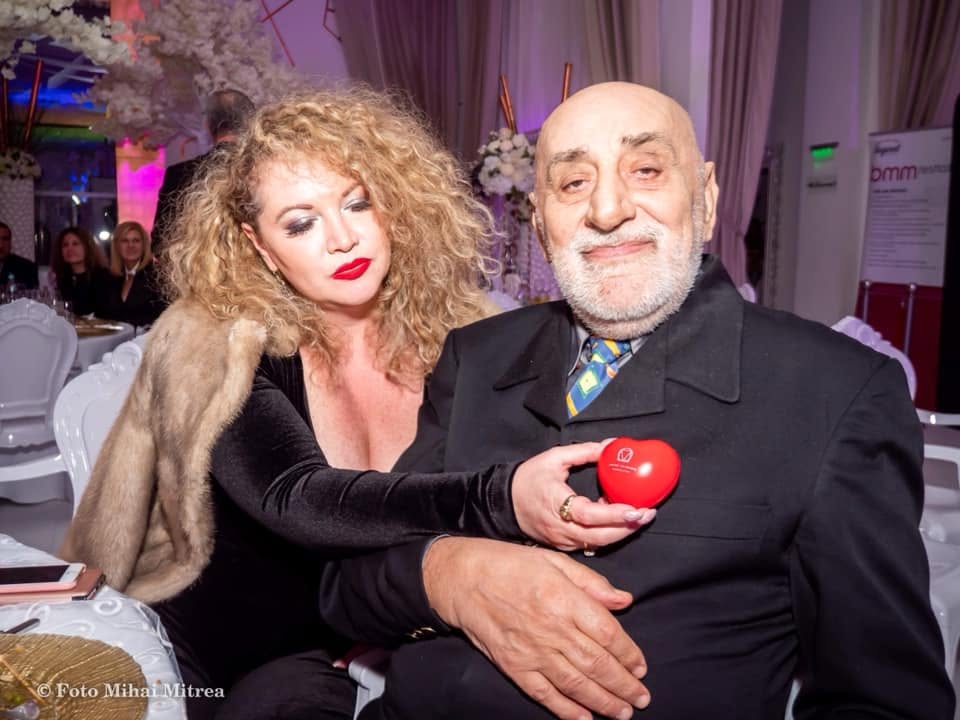 Oana Lis, criticată după ce a cerut bani femeii care a câștigat 10 milioane de euro la Loto. Mesajul dureros postat ulterior: „Să te înjosești pentru persoana iubită e un act de curaj”