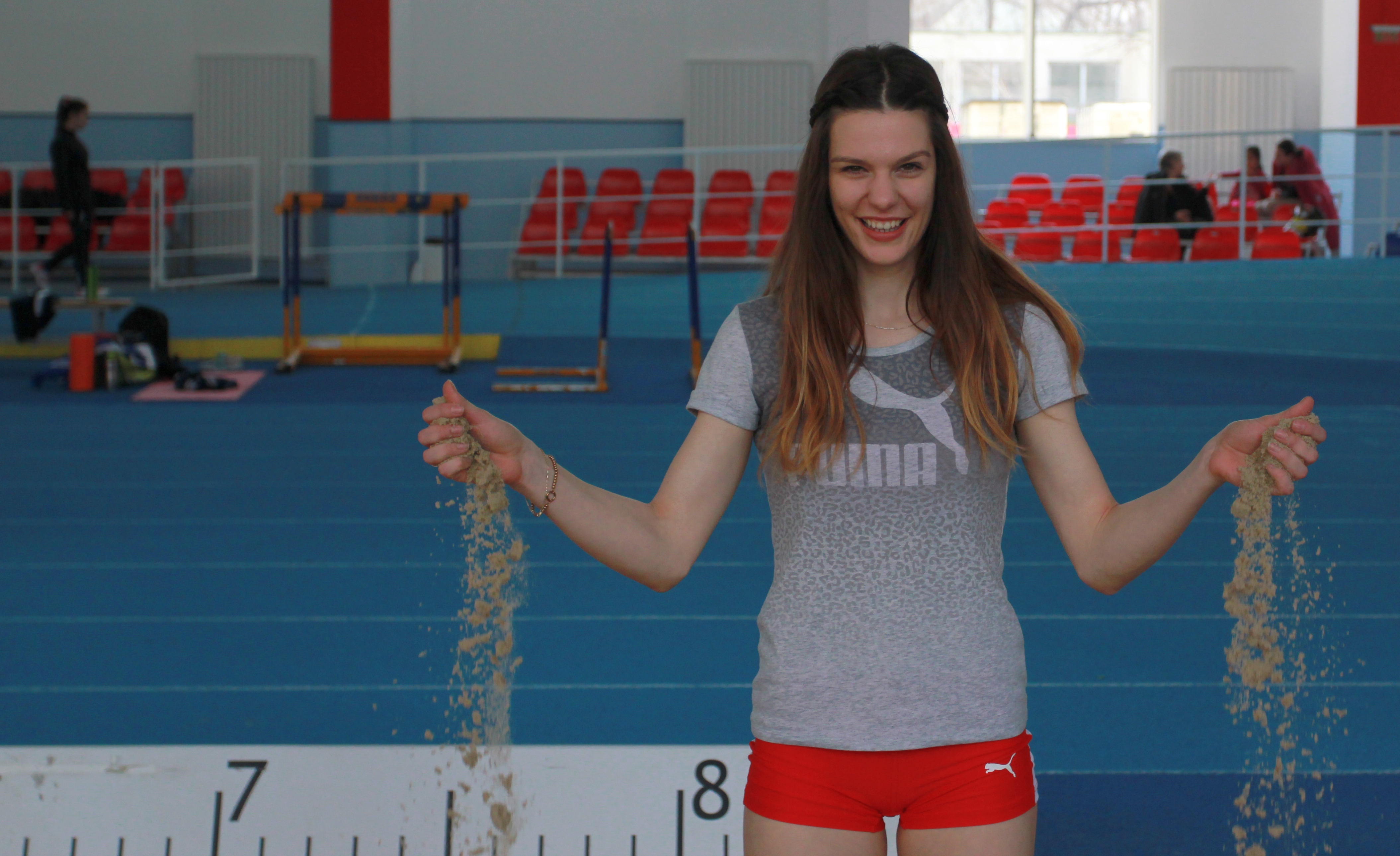 Alina, atleta care îţi alină privirea. Ea e cea mai frumoasă stelistă / GALERIE FOTO&VIDEO