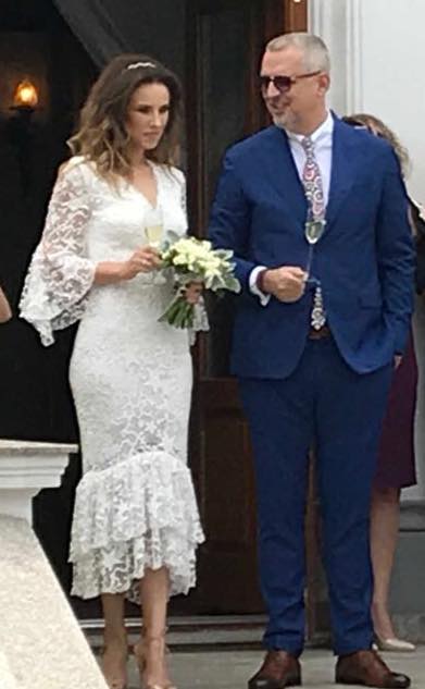 Gabriela Firea a oficiat căsătoria dintre jurnaliștii Ionela Năstase și Vlad Petreanu. "Cu un nod în gât și amintiri năvalnice" | FOTO