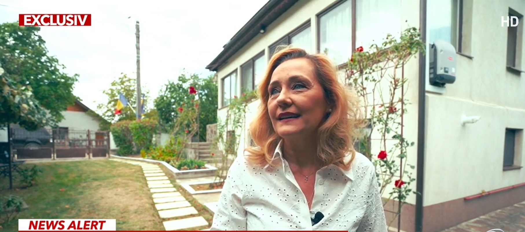 Imagini cu casa în care locuiește Elena Lasconi în Câmpulung Muscel. A descris-o ca fiind căminul visurilor sale