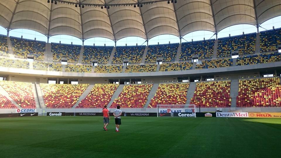 Atenţie! Slovacii au exersat pupăturile: "Sperăm la calificare, altfel nu mai veneam!" / FOTO
