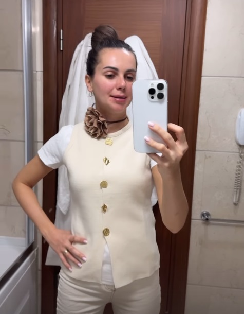 Cum arată Georgiana Lobonț fără fațete: „Mi se pare că sunt umflată, că n-am dinți, îi am șlefuiți”. Unde a mers să își schimbe dantura