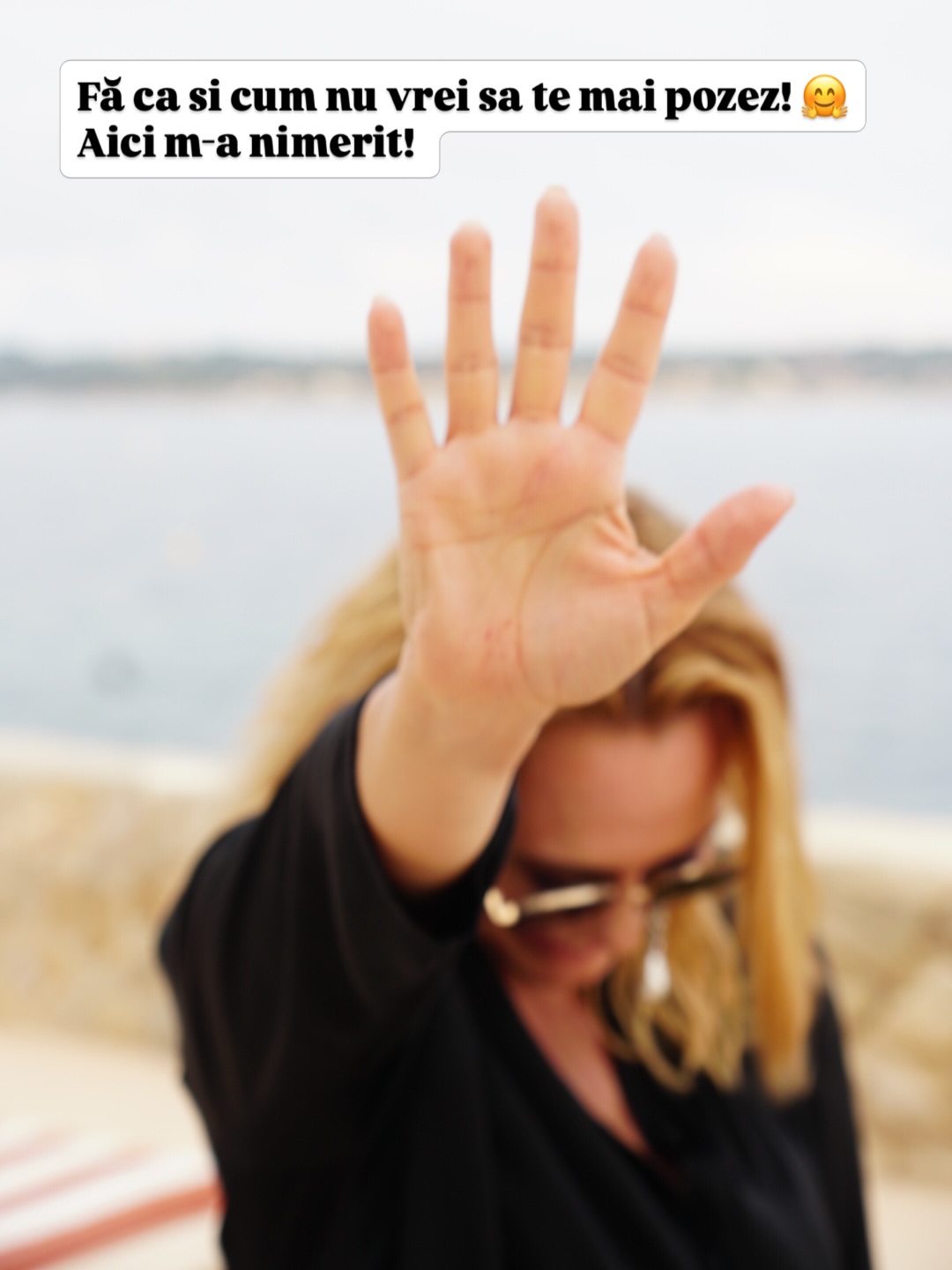 Andreea Esca, imagini virale de la mare. Ce spune vedeta despre înălțimea ei