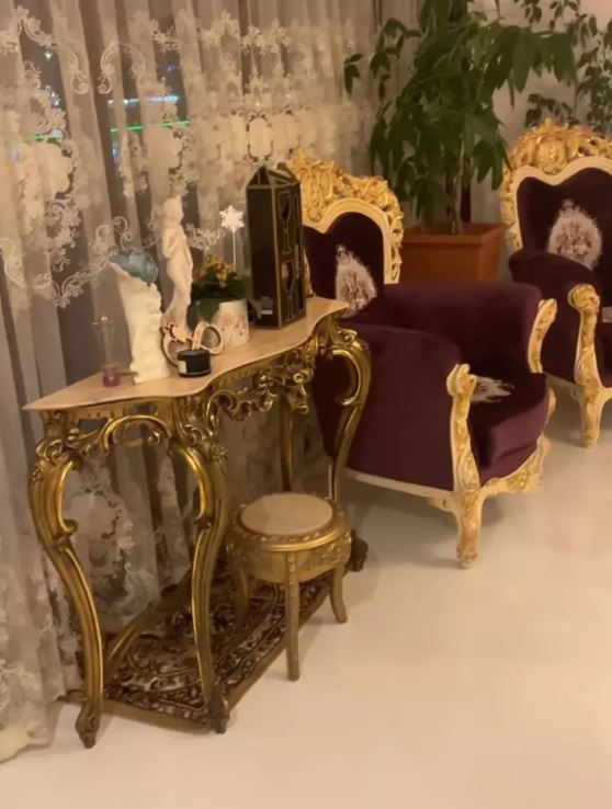 Imagini din vila în care Alin Oprea locuiește cu Medana. Doar livingul are 100 de metri pătrați: „Am reușit să îmi creez propriul Paradis”