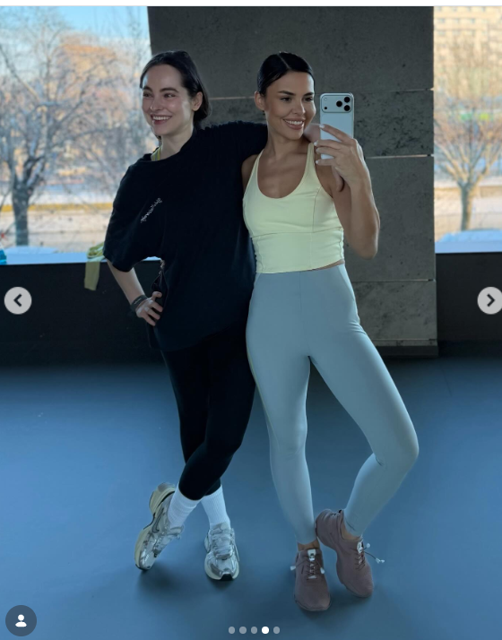 Cum arată Andreea Popescu după ce a slăbit 17 kilograme. Imagini de la sală cu fosta dansatoare a Deliei. „Începe să-mi placă”