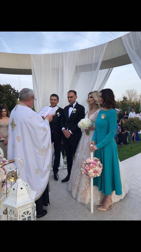 Andreea Berecleanu a fost nașă. Răpitoare la brațul soțului estetician | FOTO