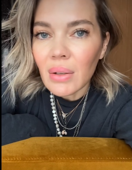 Gina Pistol e nemulțumită după ce s-a tuns în Los Angeles. A plătit o sumă colosală, iar rezultatul a fost dezamăgitor: „La câți bani am dat trebuia să plâng de fericire”