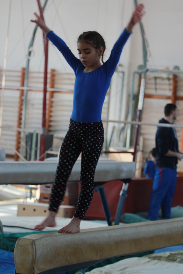 O zi din viața unor gimnaste: cu cântec spre sală, înainte! (EPISODUL 2) / FOTO&VIDEO