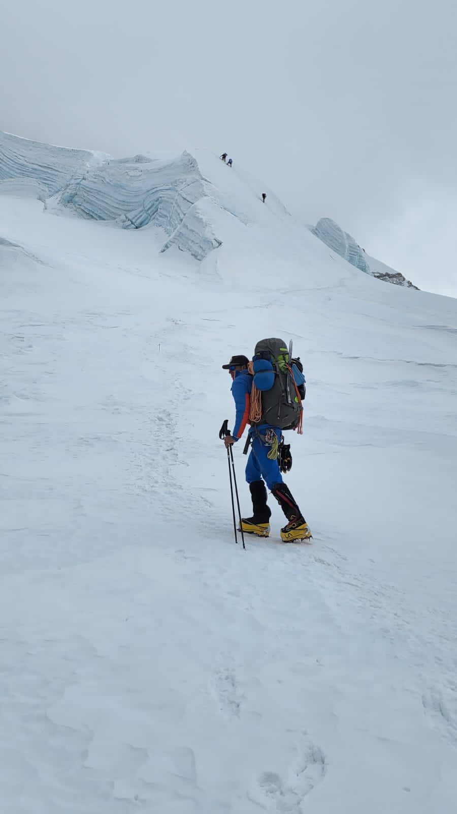 Alpinistul Karl Egloff vrea să stabilească un record mondial pe Everest: „Până în vârf și înapoi în 20 de ore, fără oxigen suplimentar”