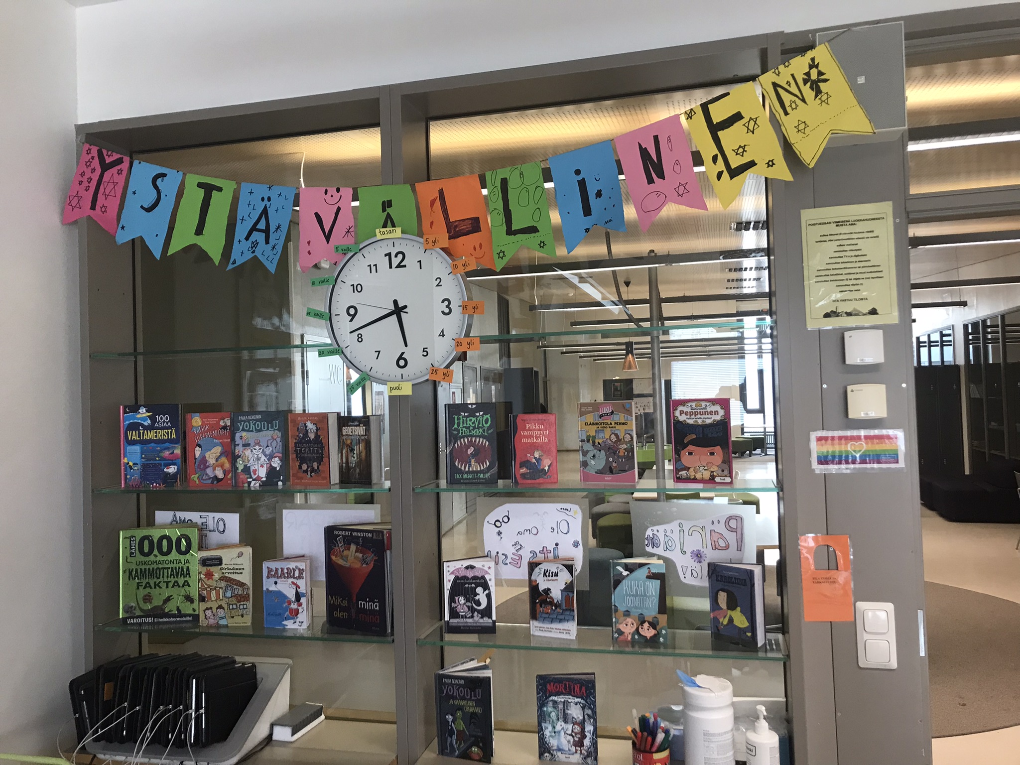 Cum se face școală în Finlanda. Bianca Biro, profesoară româncă la Helsinki: „La ora de muzică, elevii învață să cânte la pian și chitară, iar în pauze joacă biliard sau se cațără-n copaci”