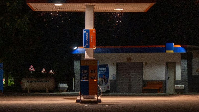 Szlovéniában már össze is omlott az üzemanyag-ellátás - Pánikban a kormány