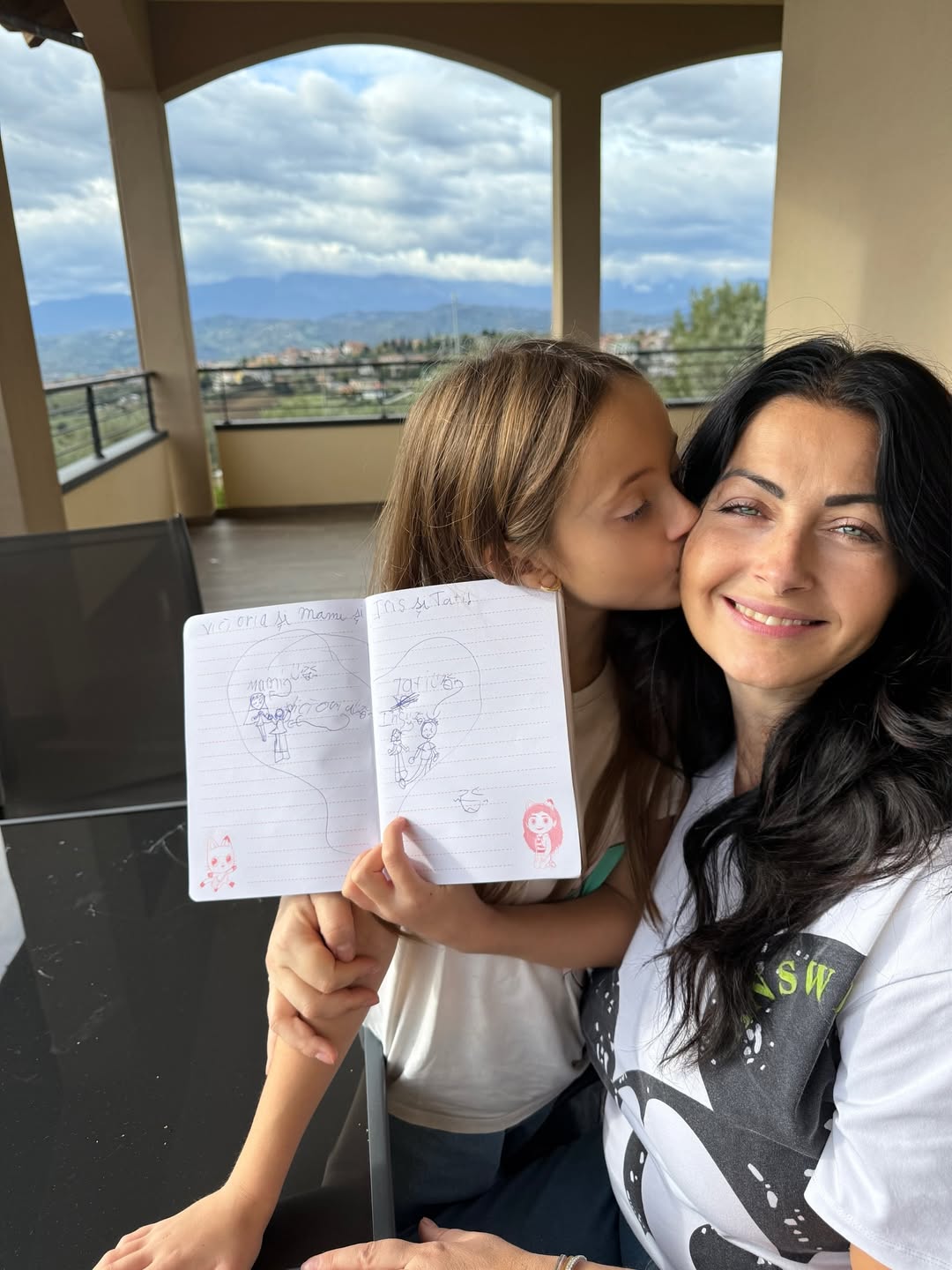 Gabriela Cristea și Tavi Clonda au plecat din România. În ce țară au ajuns: „Zona e superbă”