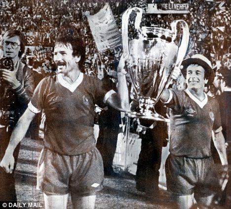 Întâlnire monumentală la Liverpool cu Ian Callaghan, campion mondial cu Anglia în 1966: ”Nu credeam că petroliștii sunt așa de buni”