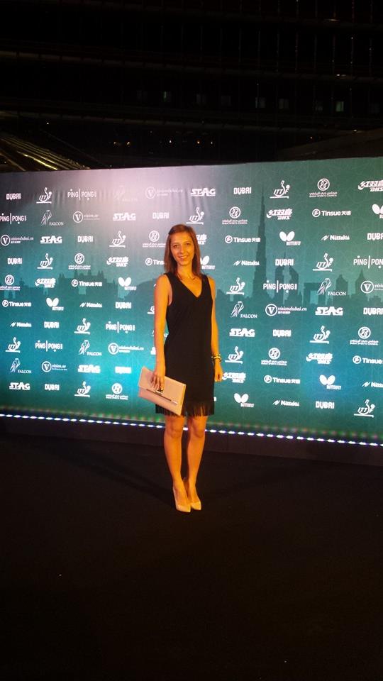 Eliza Samara a fost timidă, dar s-a tratat și a ajuns mare sportivă. Terapie cu medalii! ^Antrenorii săi vorbesc despre lungul drum al ”reginei” de la tenis de masă de la tulburările de vorbire din copilărie și emoțiile nestăvilite la titlul continental