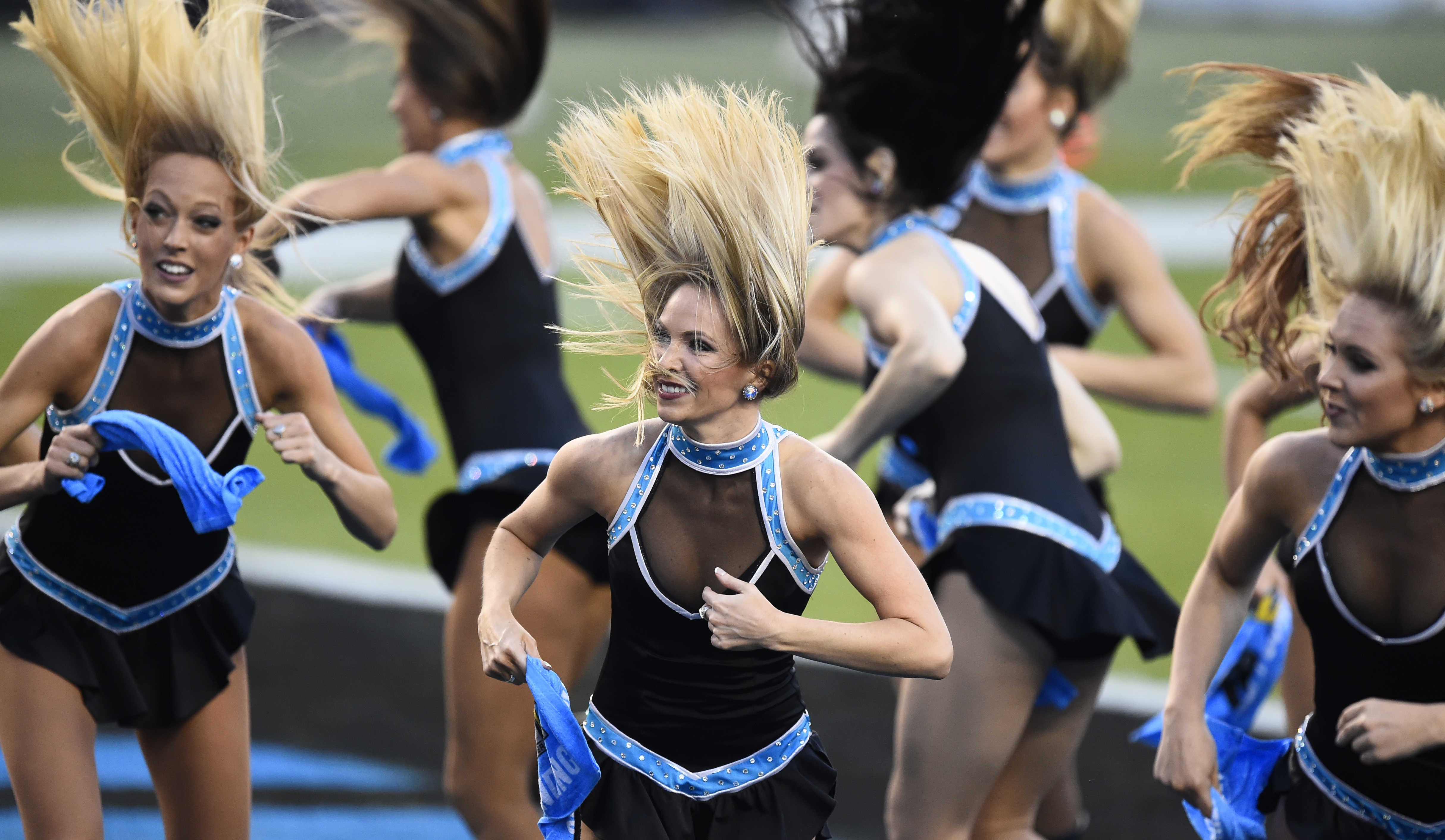 Denver Broncos a câștigat Super Bowl 50, ^după o finală de vis cu Carolina Panthers / GALERIE FOTO&VIDEO