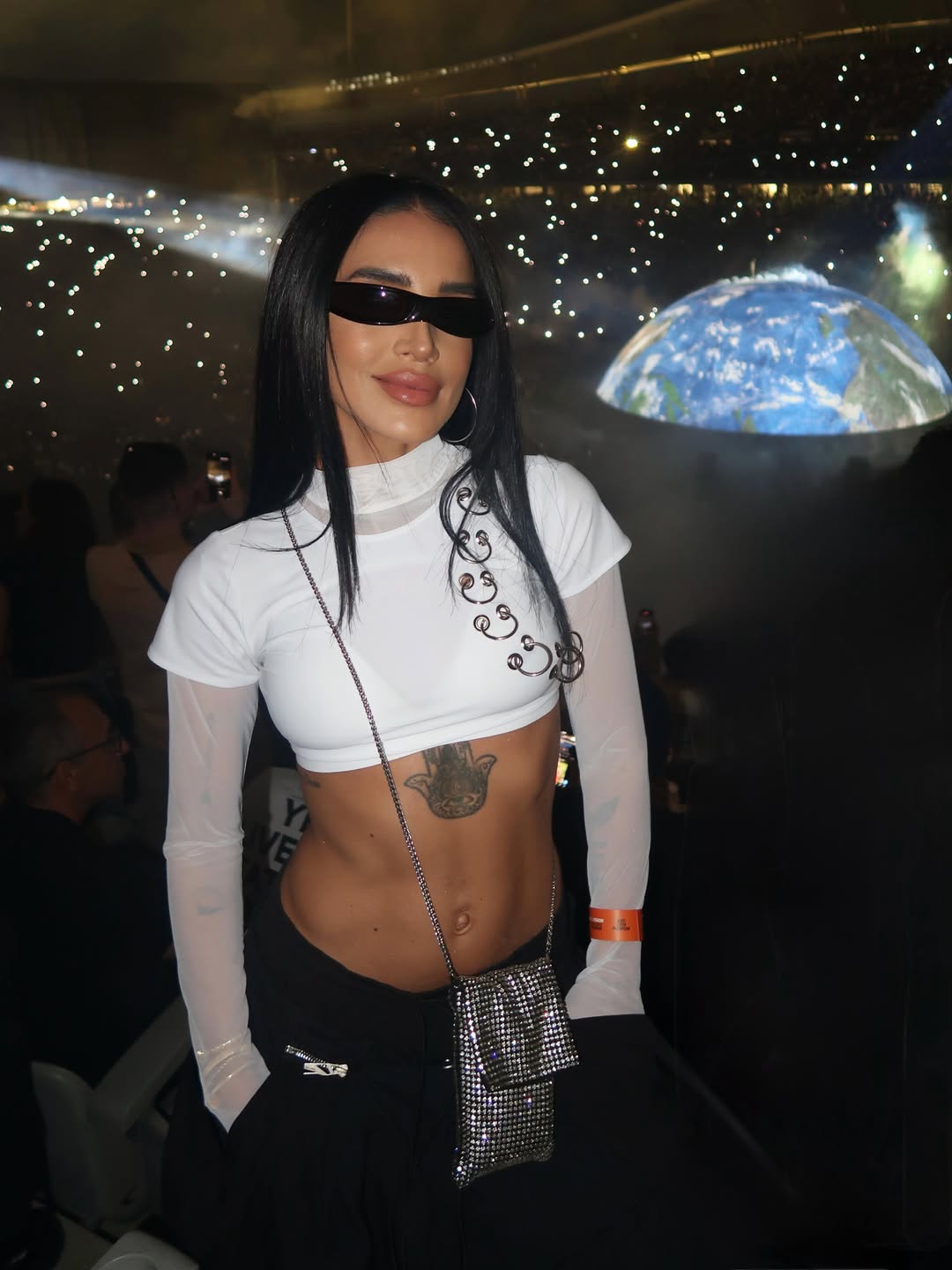 Adelina Pestrițu a rămas fără contul de Instagram. Câți bani face vedeta din social media