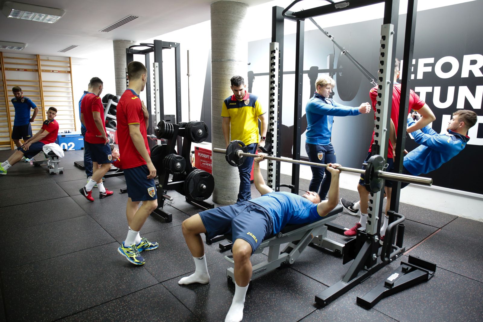 Antrenorul Daniel Oprescu, după ce tricolorii U19 au ratat calificarea la Euro 2019: ”Nu înțeleg de ce se face o tragedie” | VIDEO