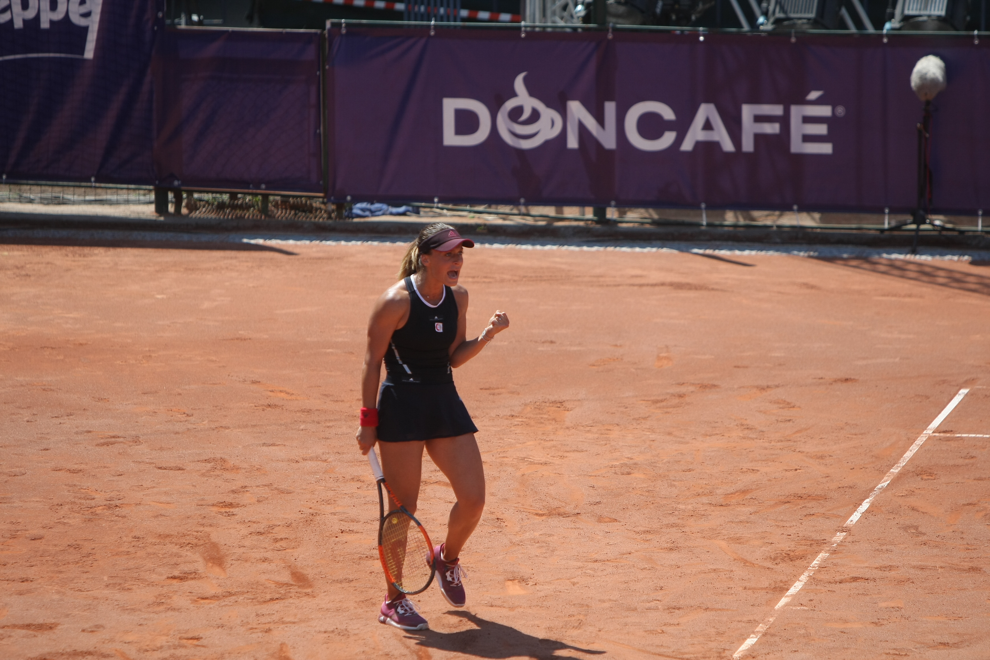 BRD Bucharest Open, ziua a doua. Cîrstea, învinsă de Ana Bogdan. Imagini de la meciul zilei. Begu, Ruse și Dulgheru merg mai departe / GALERIE FOTO