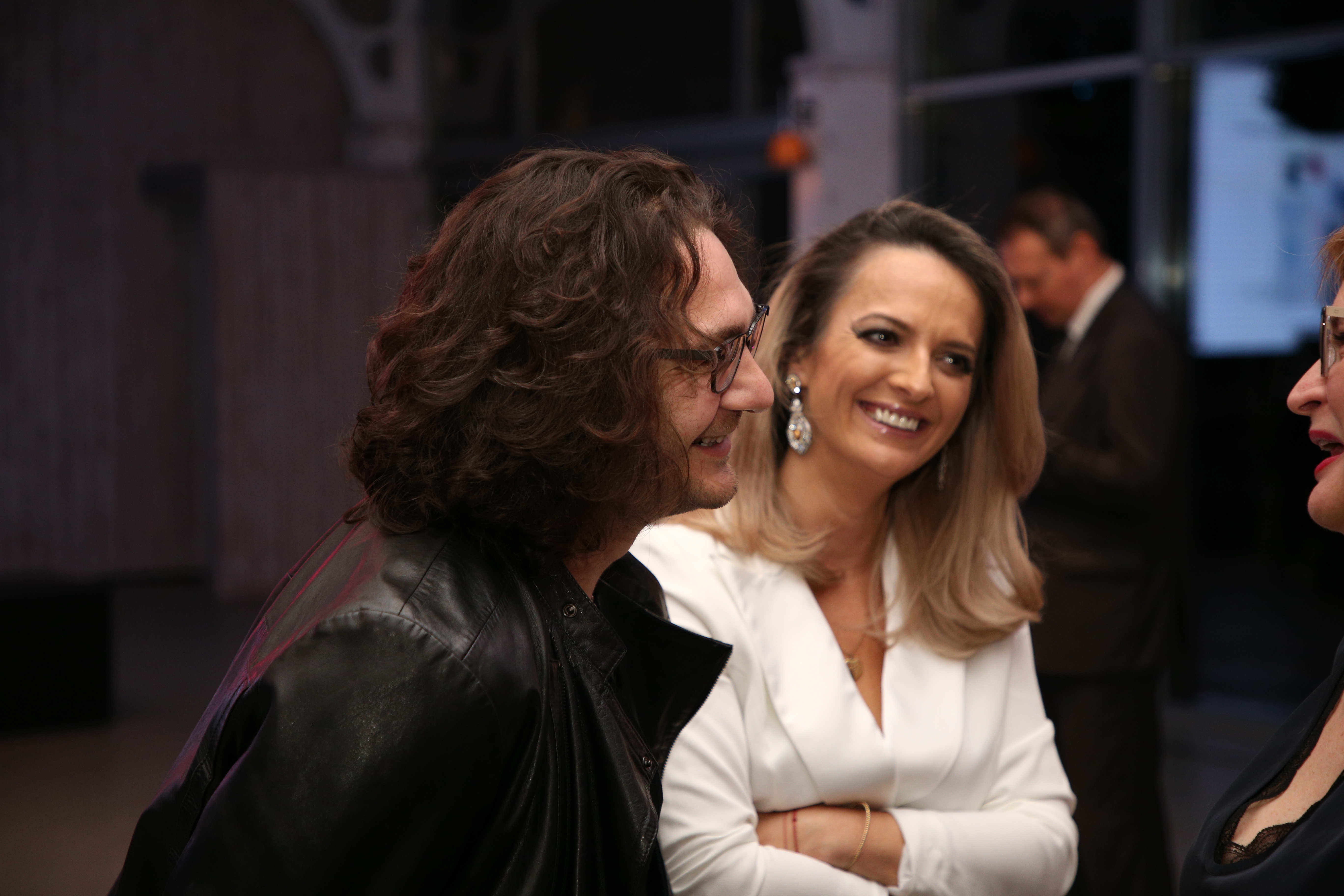 Chef Florin Dumitrescu nu-și scapă nevasta din ochi. Nu s-a dezlipit toată seara de Cristina | FOTO EXCLUSIV
