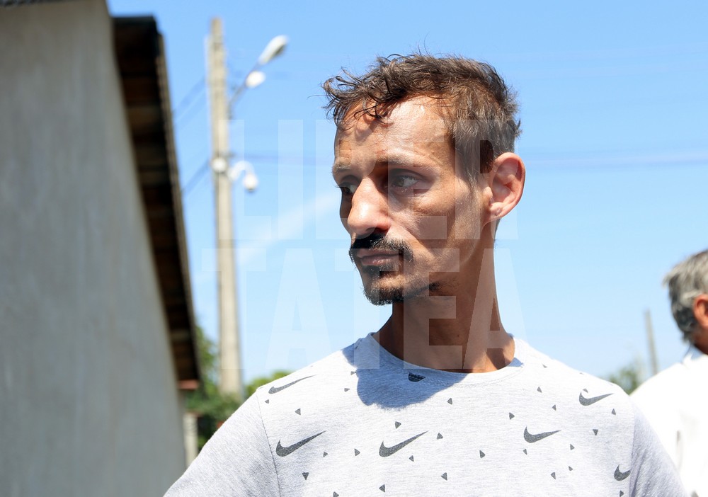 EXCLUSIV/ Sinucidere și crimă la Brănești. Mama și-a împins fata cea mare în fața trenului, pe cele doua mici le-a luat în brațe și a sărit pe șine!