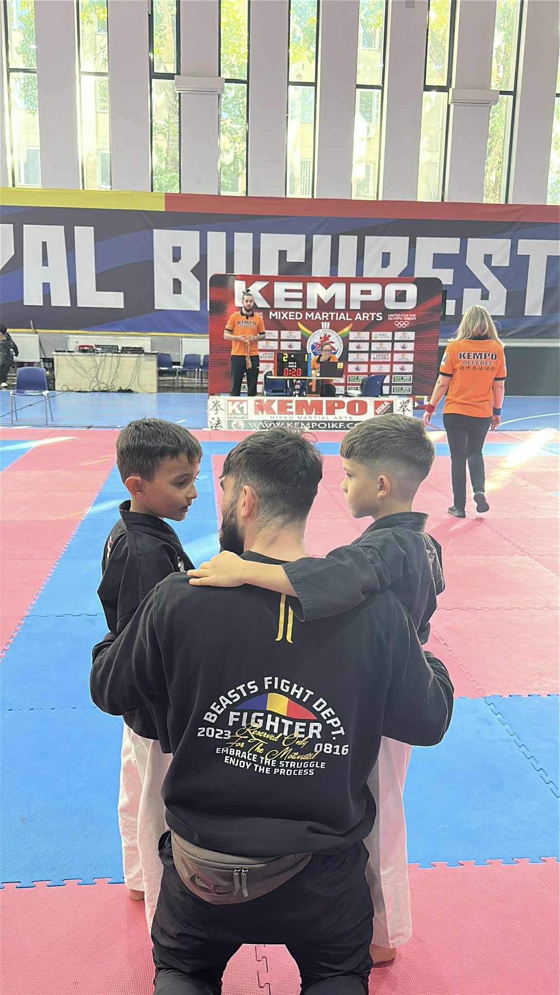 Alexandru Codiță, tânărul care a adus sportul și educația în școlile din Vâlcea. De la campania antiviolență la Caravana Nutriției: „Sportul este o necesitate, nu un moft”