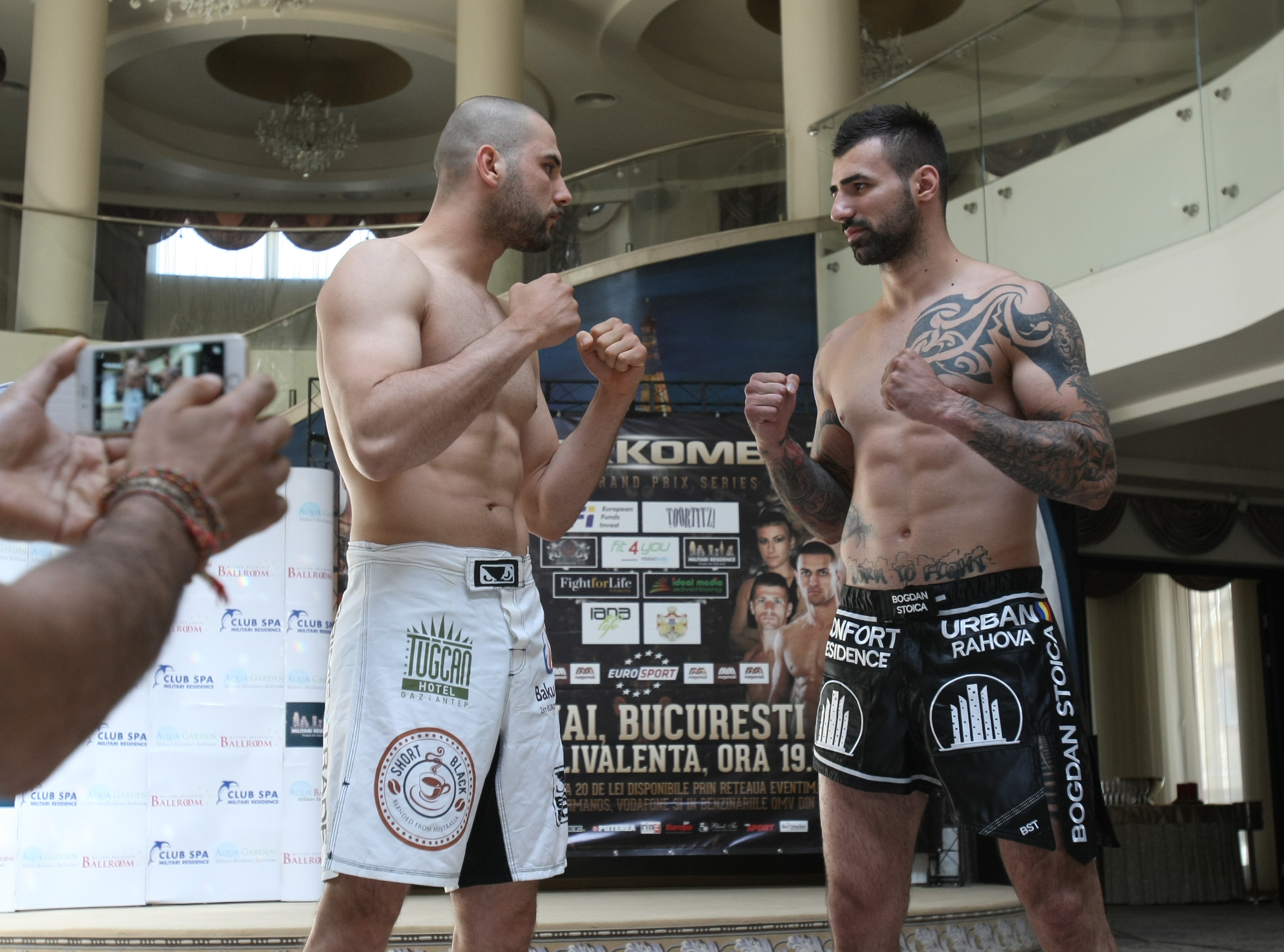Luptătorii de la Superkombat București au trecut cu bine de proba cântarului oficial / GALERIE FOTO
