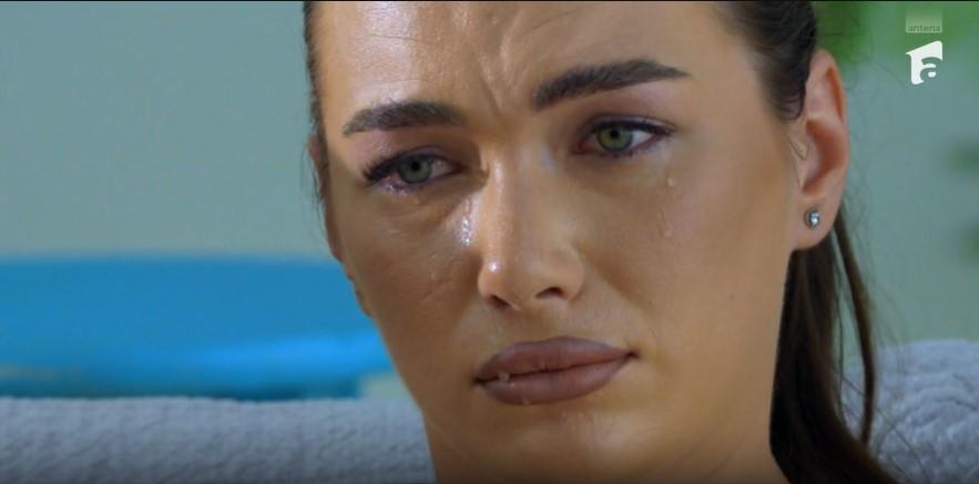 Insula iubirii 5 august 2024. Iustina a fost nevoită să părăsească vila Escape. „Mi-am dat seama cât de gravă este situația”