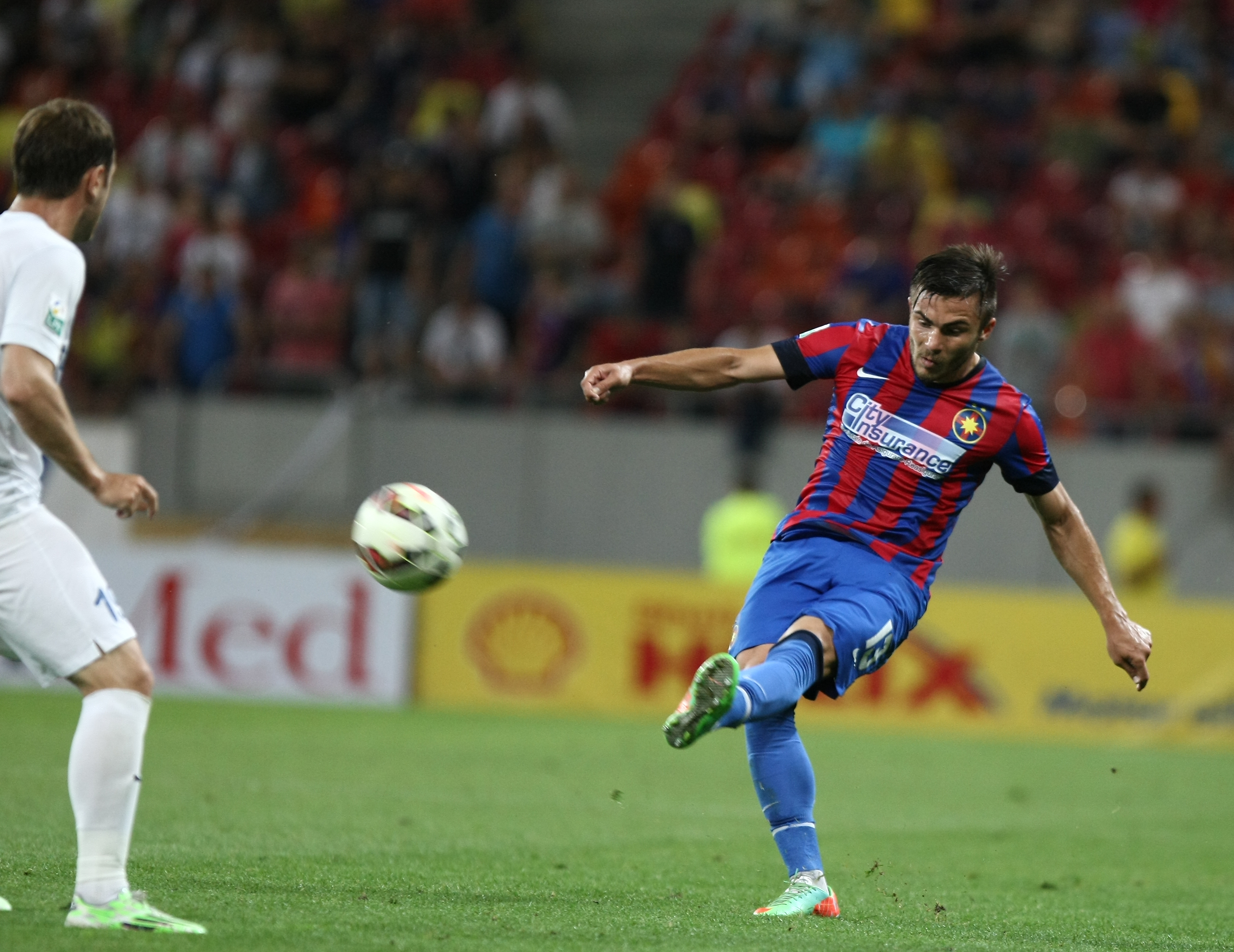 ASTRA - ASA 3-1 şi STEAUA - FC BOTOŞANI 2-0. Rocada mare / VIDEO