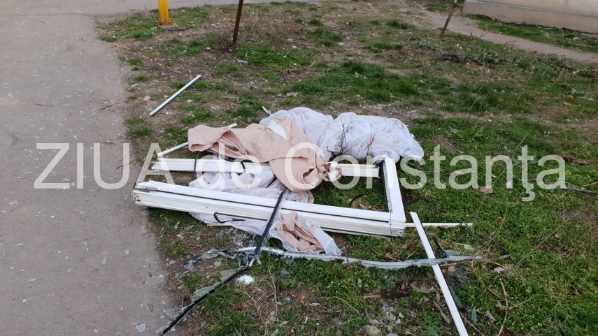 Explozii în două locuințe din Constanța, în această dimineață. O persoană a fost rănită