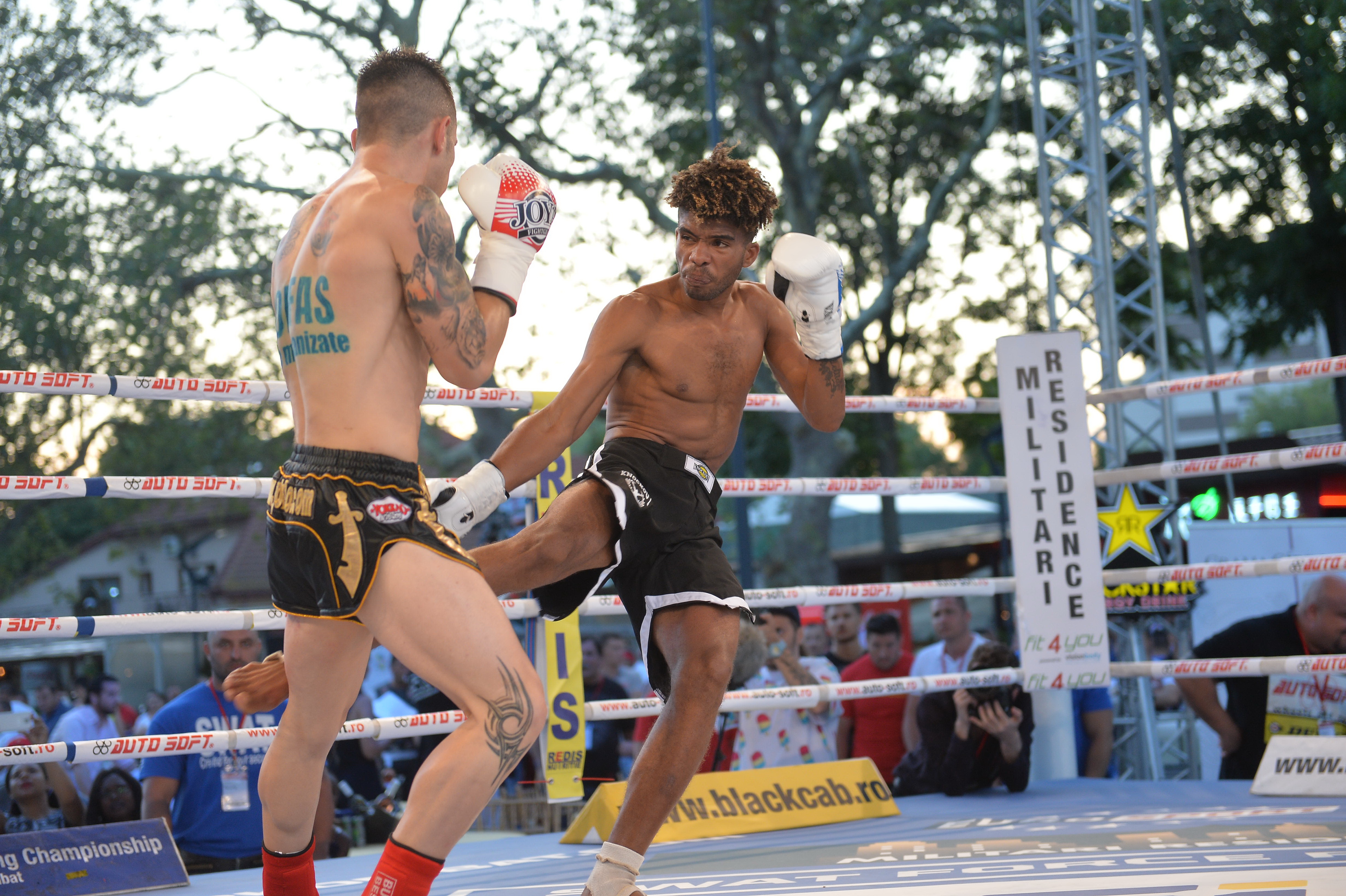 Andrei Stoica îşi păstrează centura de campion mondial / GALERIE FOTO&VIDEO