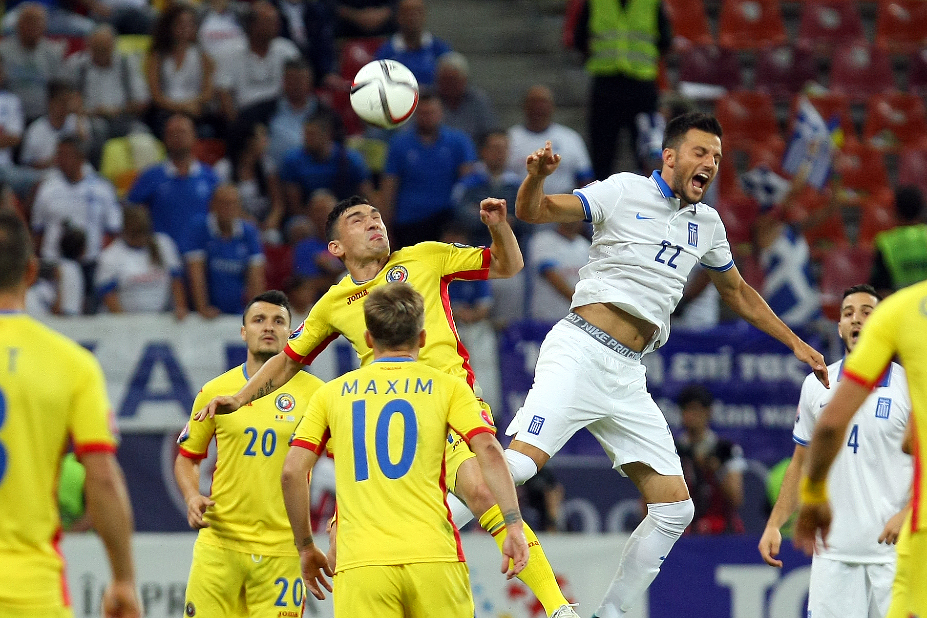 Apărare beton, atac de carton! Naționala României gâfâie în drum spre Euro 2016. Avem cea mai bună defensivă din istorie, dar suntem în pragul cele mai mari crize ofensive din ultimii 67 de ani