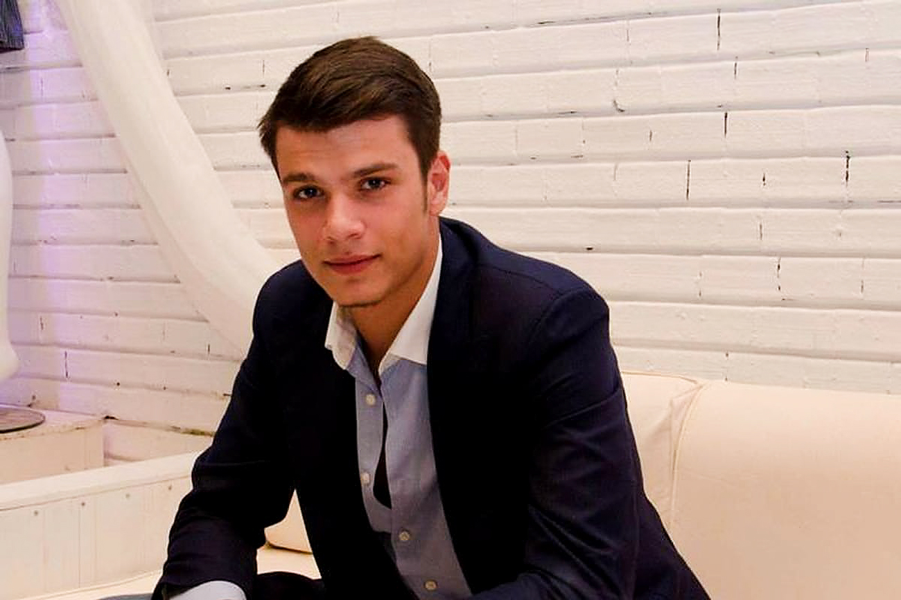 Mario Iorgulescu, live pe TikTok: „Justiția din România n-are ce să-mi facă”. Ce a spus în fața lui Fulgy de la Clejani