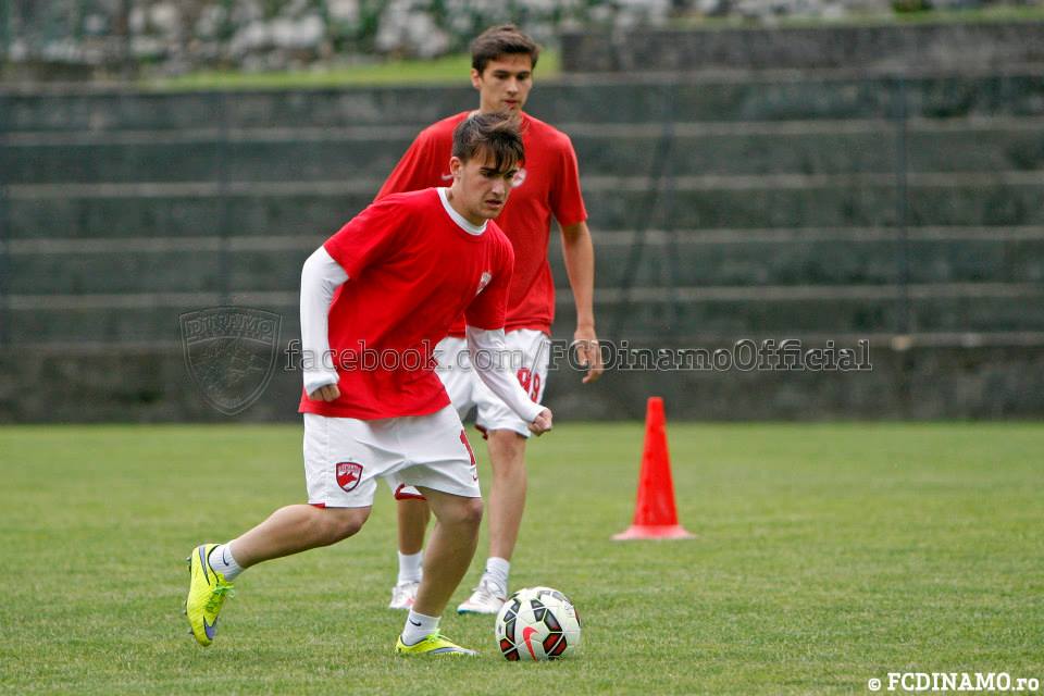 Mușchi de ”câine neîmblânzit”. Feussi dă tonul antrenamentelor lui Dinamo