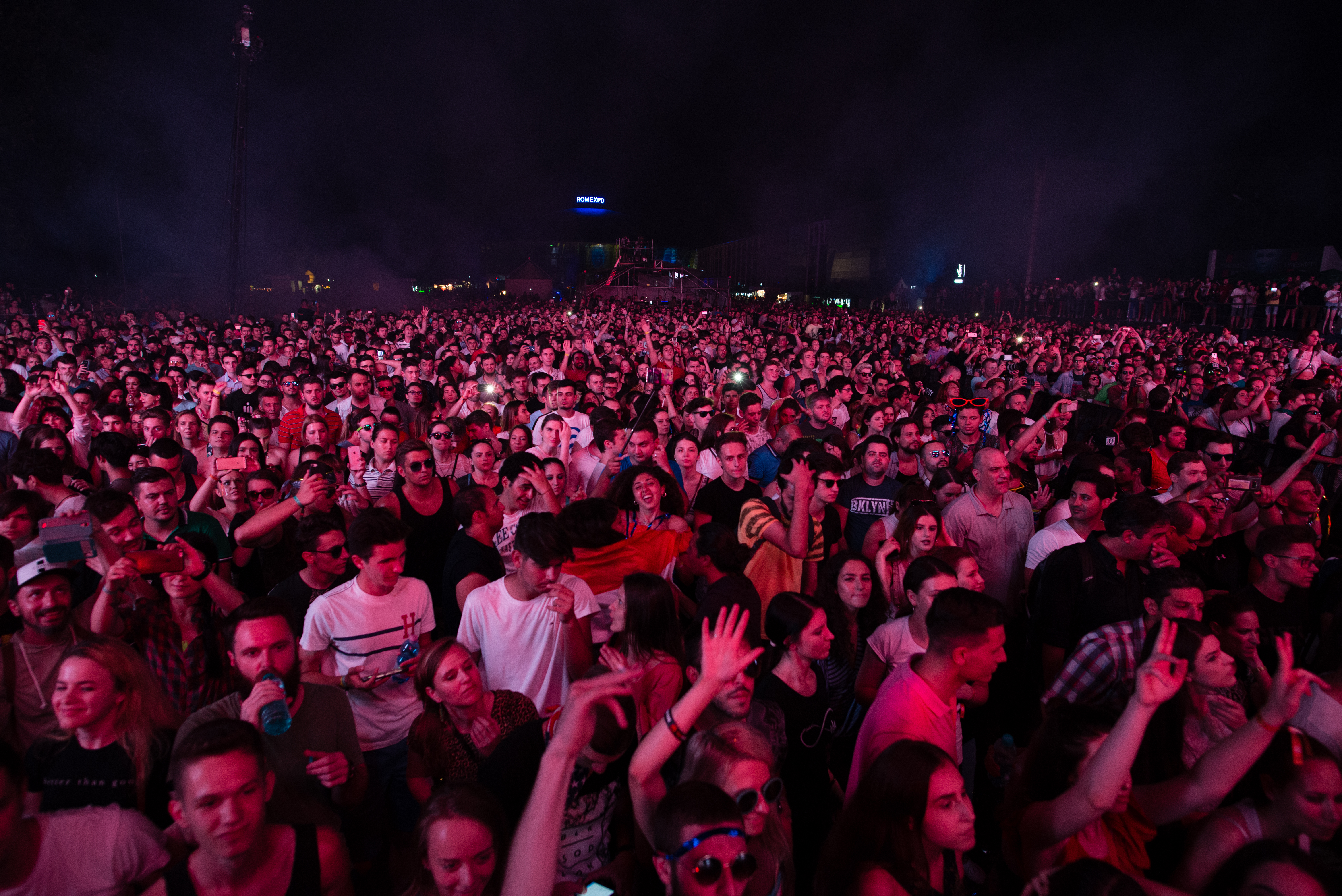 David Guetta, show electrizant la Romexpo. Mii de oameni au venit să-l vadă | FOTO