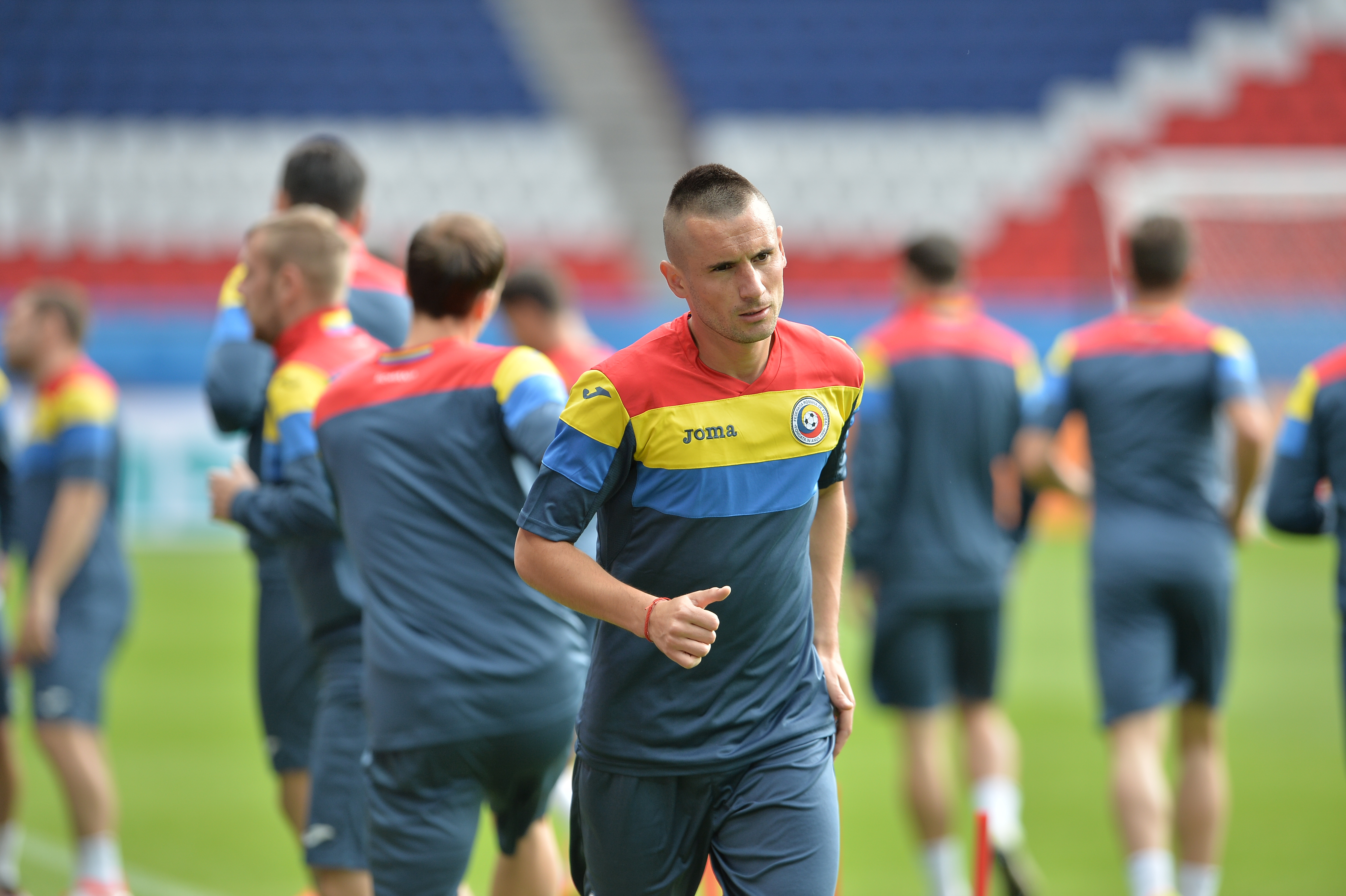 România - Elveția 1-1. Leșin după pauză! Stancu a deschis scorul din penalty, Mehmedi e egalat. Ne-am calificat la decisivul cu Albania!/ BLOG&FOTO&VIDEO