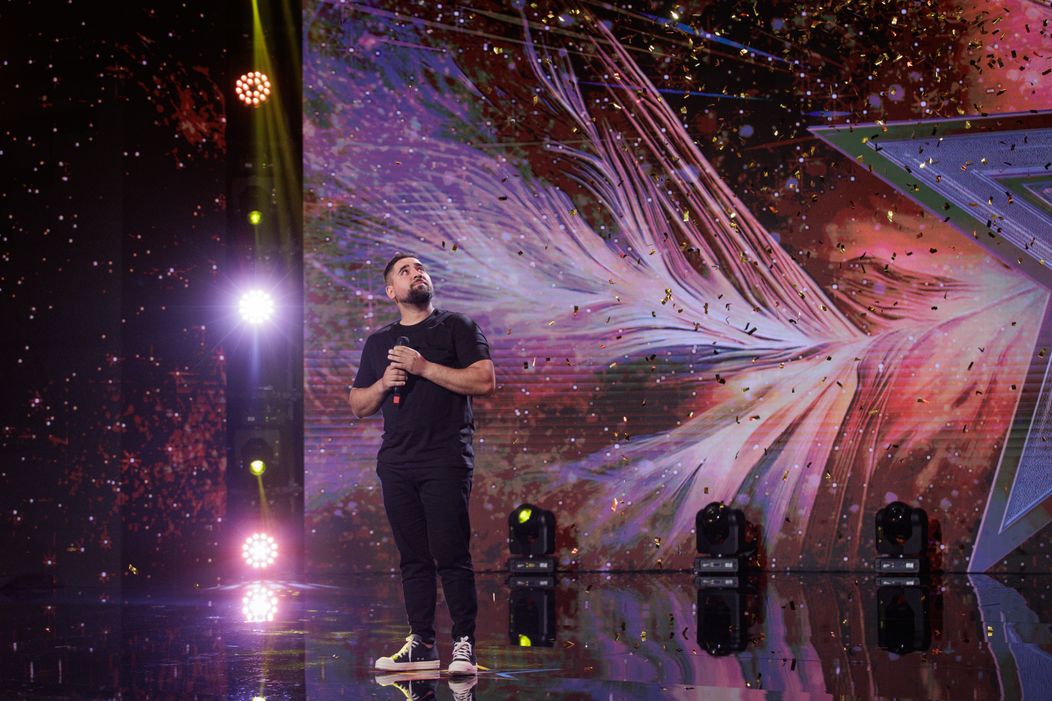 Cine este Ion Cozel de la „Românii au talent” 2025. Smiley și Pavel Bartoș au apăsat Golden Buzz pentru talentul său. „Un diamant neșlefuit”