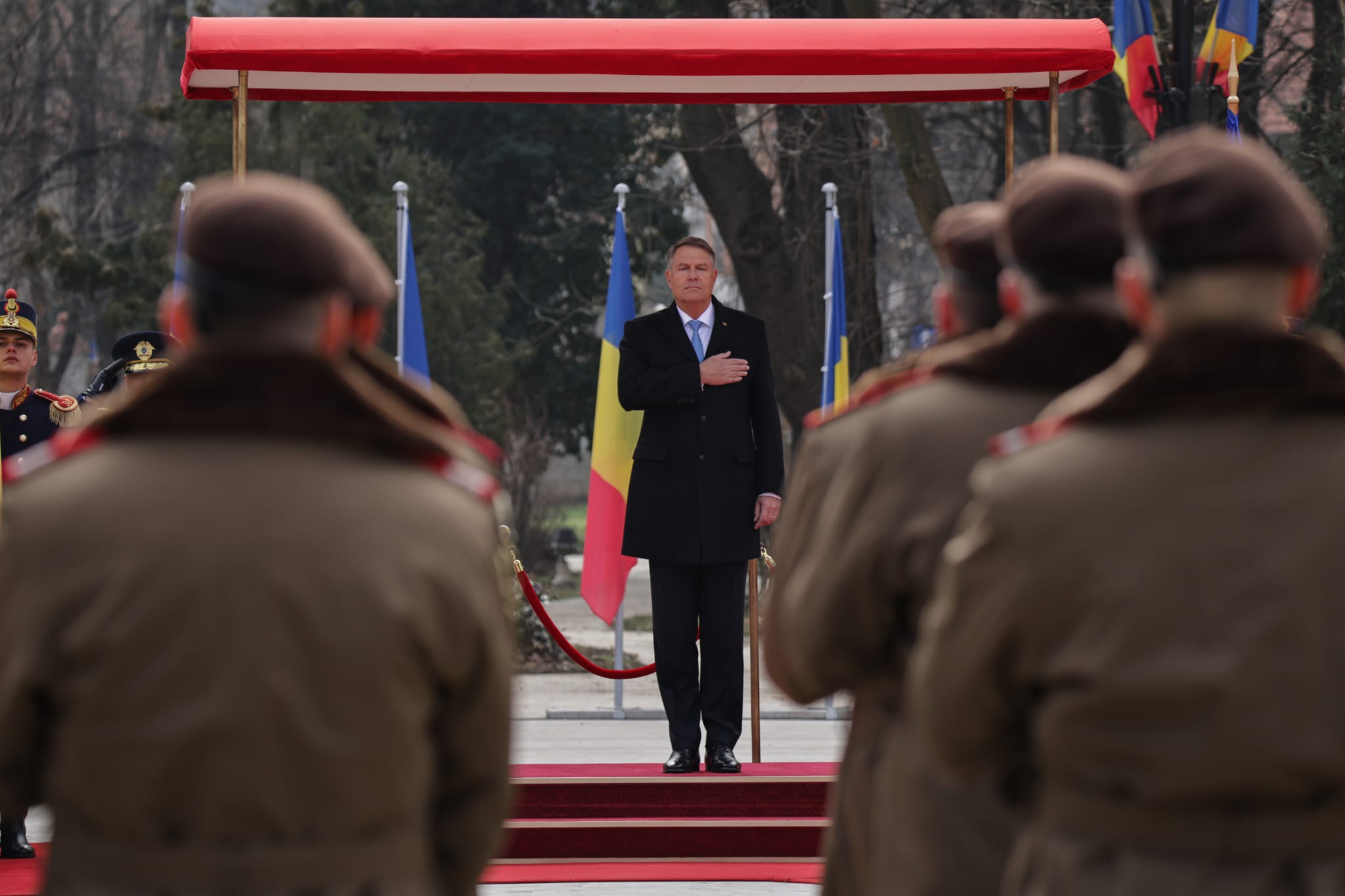 Klaus Iohannis a plecat de la Palatul Cotroceni. Ilie Bolojan e noul președinte interimar al României