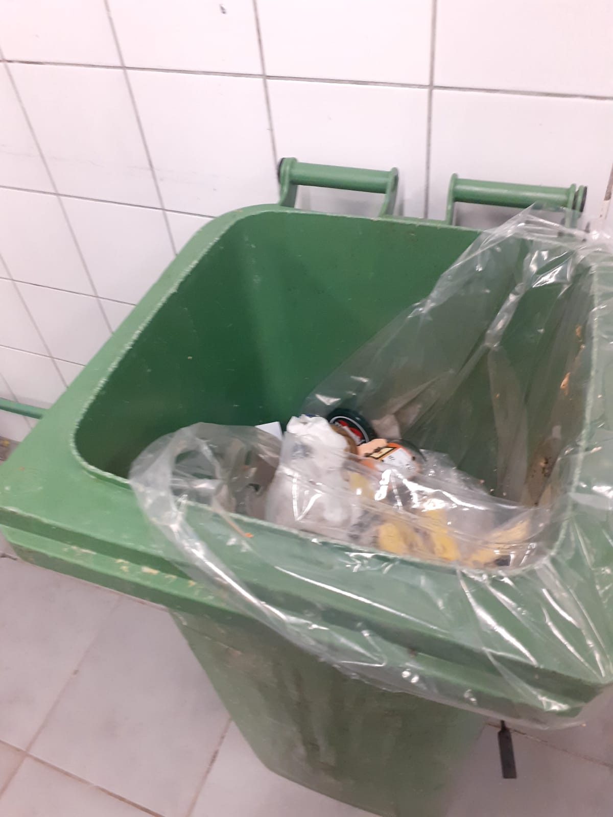 Amendă de 33.000 de lei și 11 camere închise, după ce șeful ANPC a fost invitat la Hotelul Radisson Blue