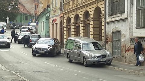 Soacra lui Klaus Iohannis a murit. Președintele a ajuns la priveghi / FOTO