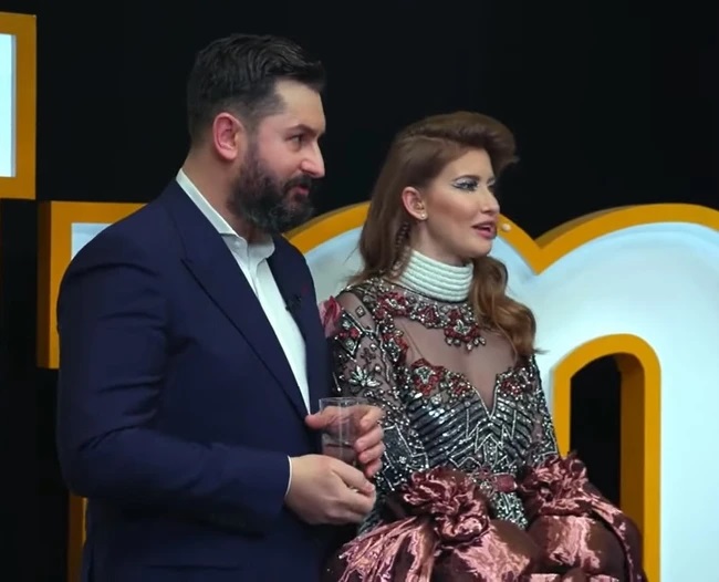Iulia Albu, întâlnire tensionată cu Mike, fostul iubit. Au fost filmați în timp ce se certau pe stradă