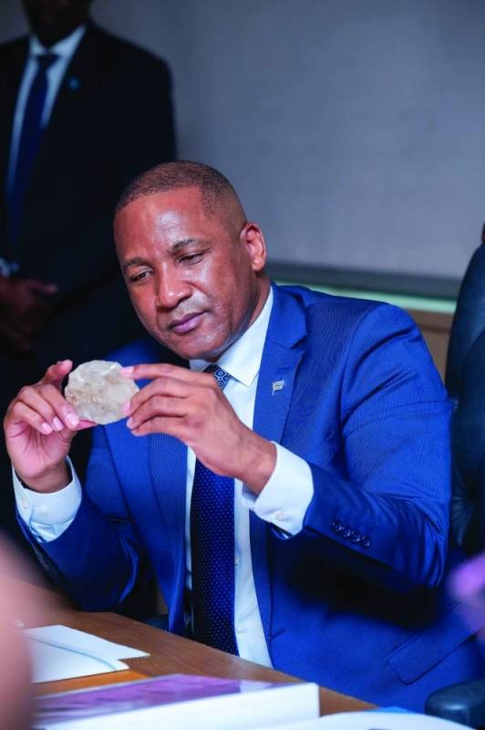 Africa’s top jewel producer Botswana struggles to sell diamonds amid 85% oversupply