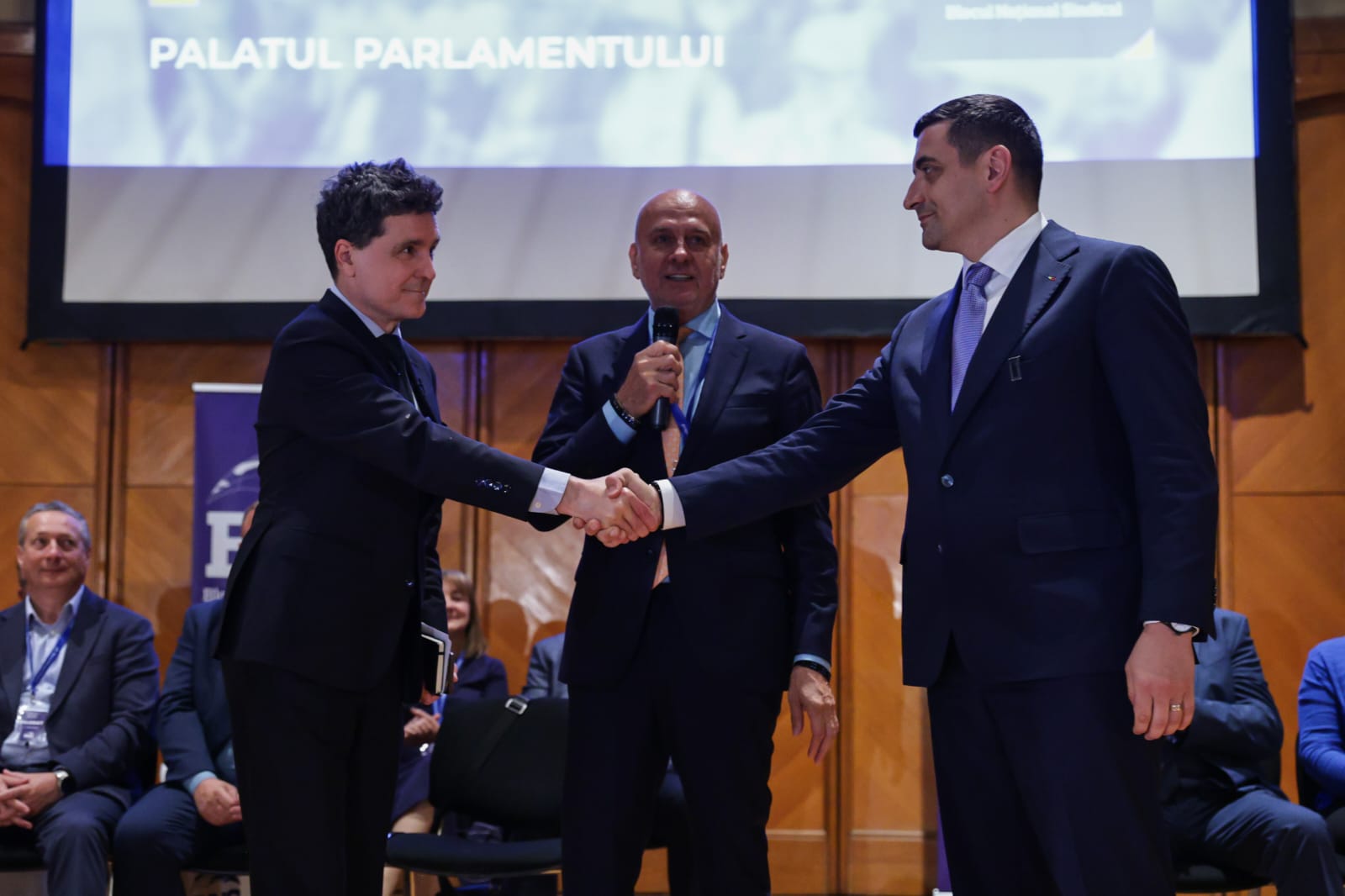 Nicușor Dan vs George Simion. Ce au spus la prima confruntare înaintea turului 2 al alegerilor prezidențiale, la Congresul BNS